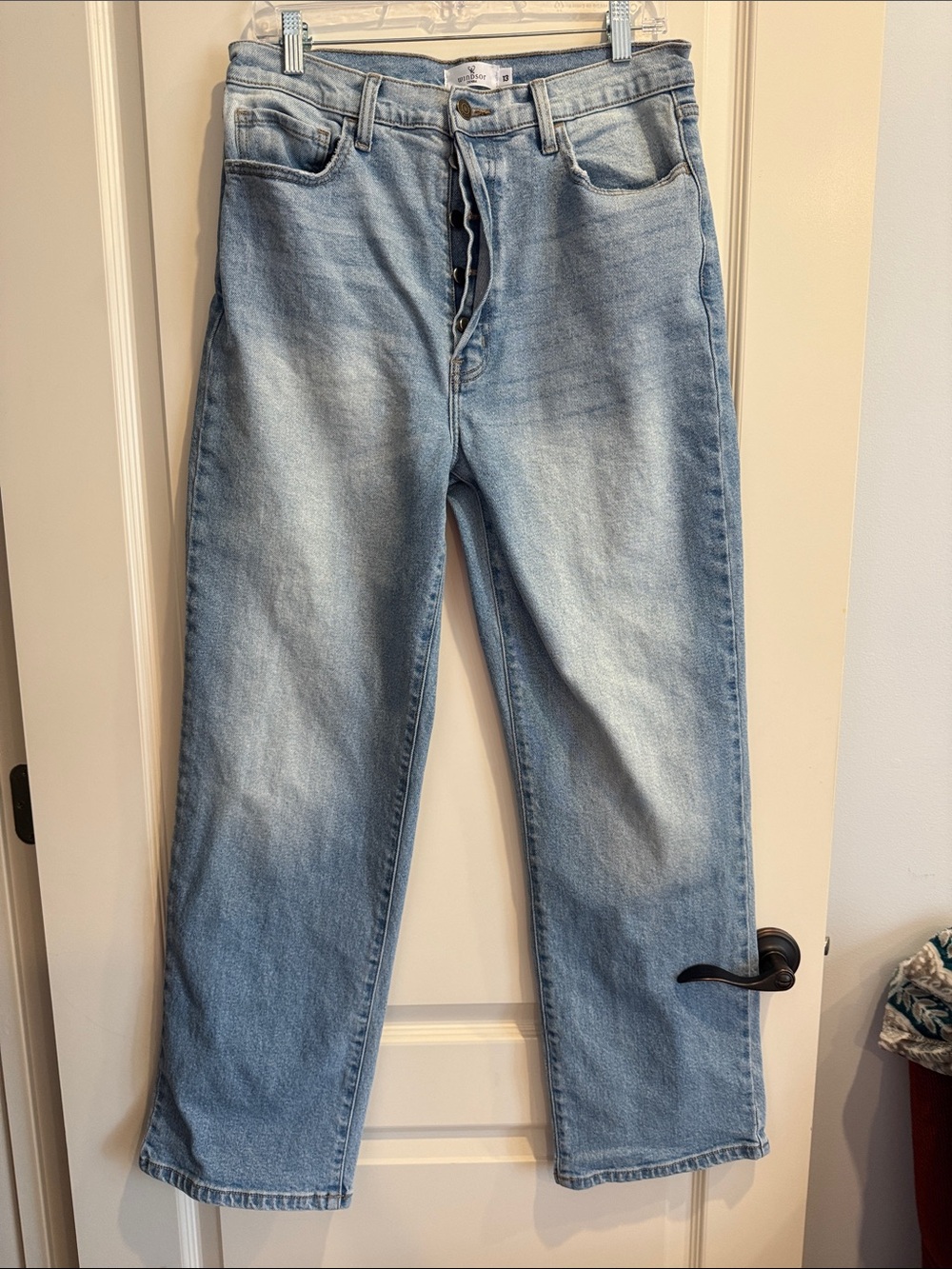 Light Blue Women’s Straight-Leg Jeans